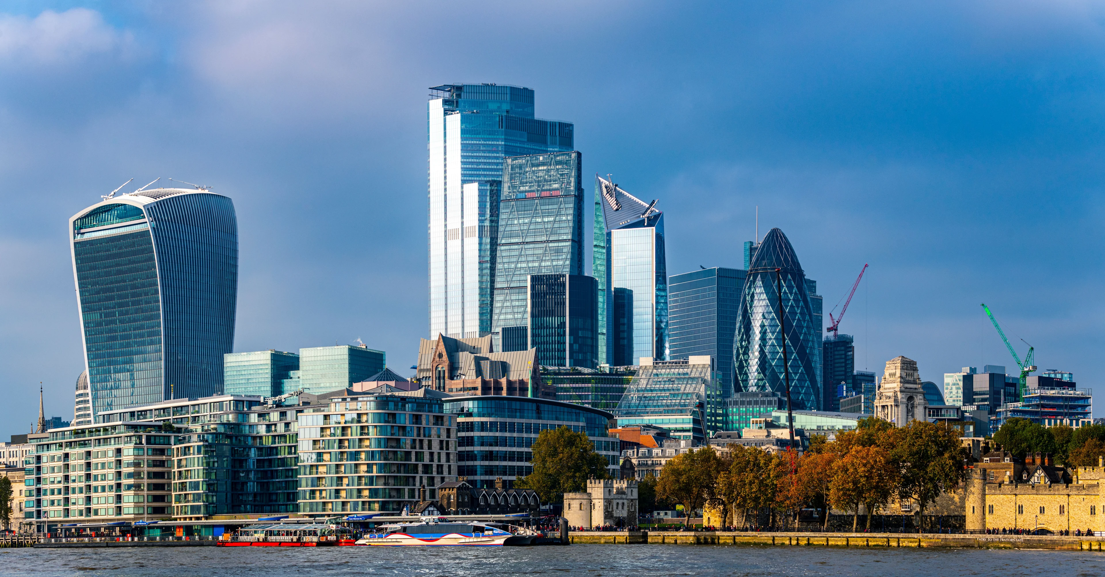 The City of London skyline beside the River Thames, with the Gherkin, the Leadenhall Building and 20 Fenchurch Street